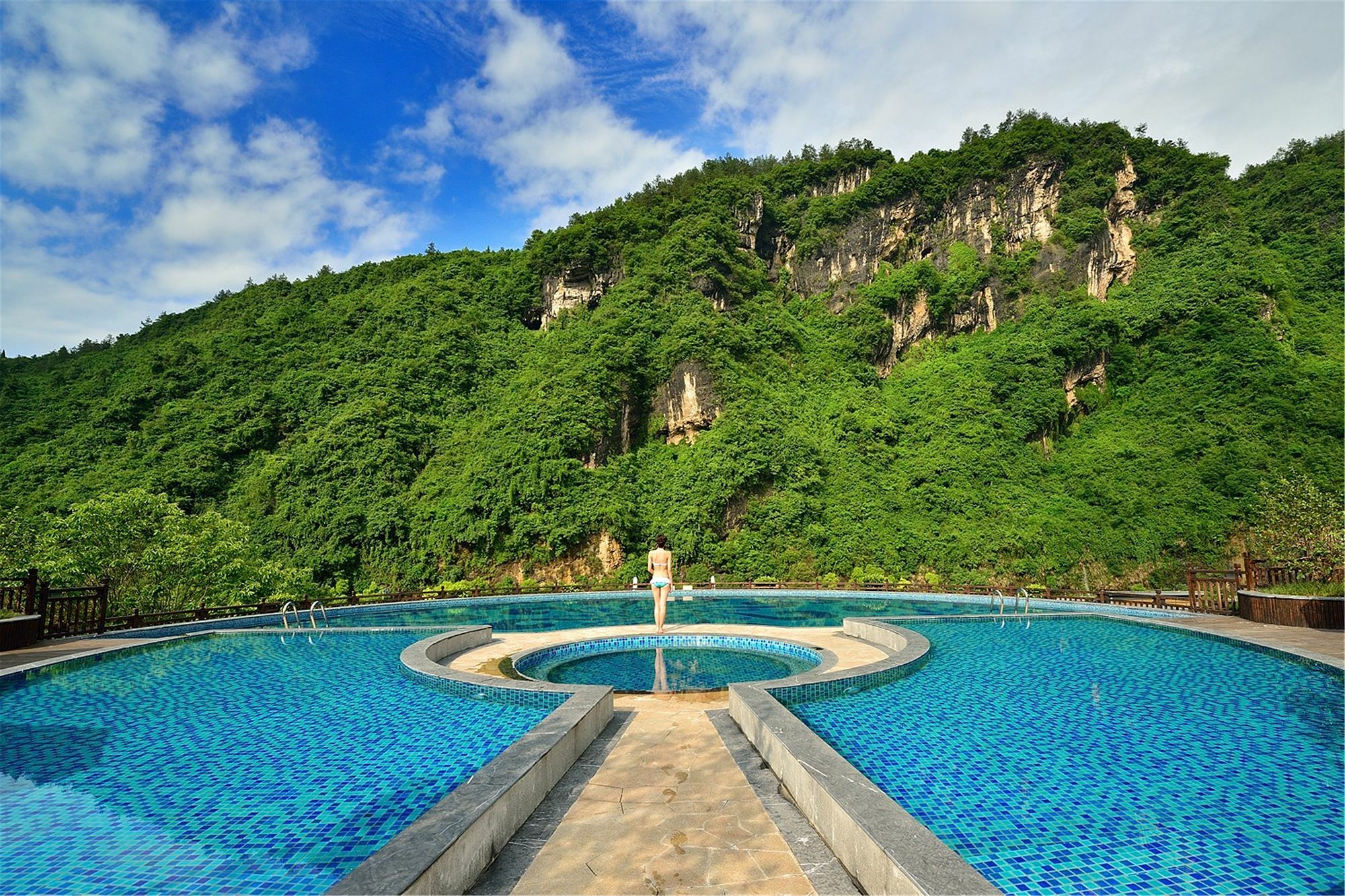 Harmona Resort y Spa Zhangjiajie Exterior foto